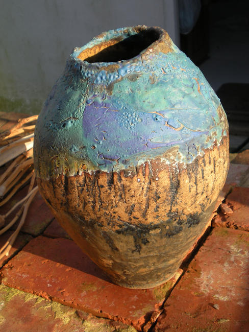 stoneware vessel 12