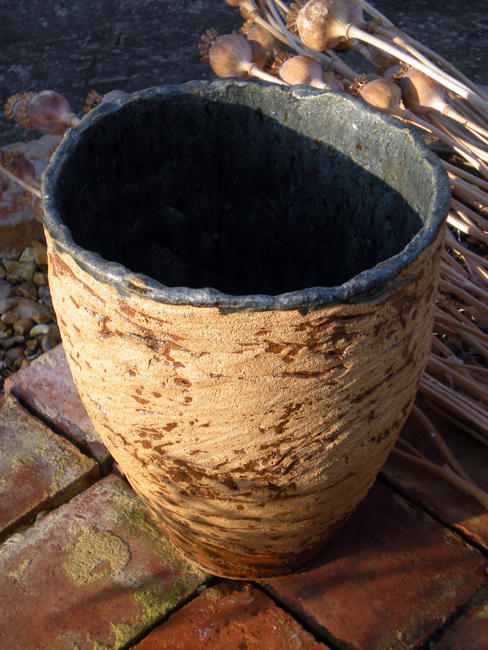 stoneware vessel 14