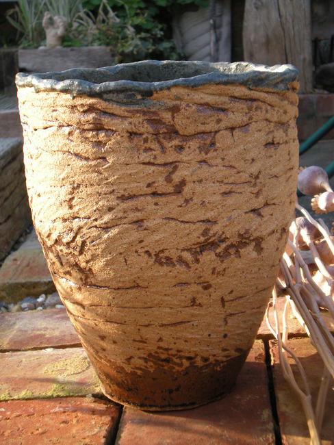 stoneware vessel 14