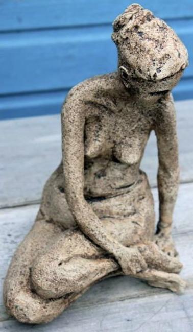 seated girl, twisted