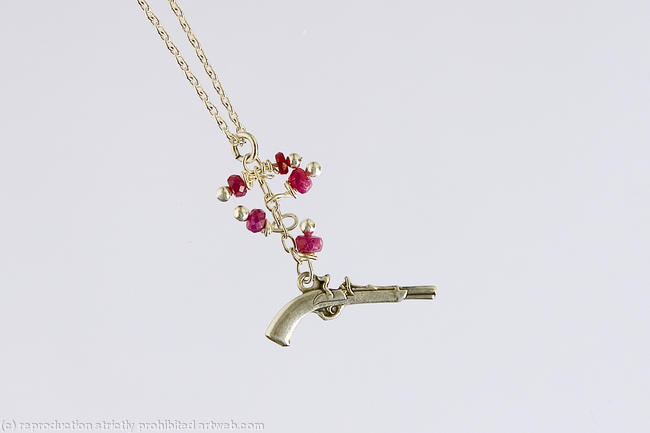 Guns and Roses Collection - Pistol Hot