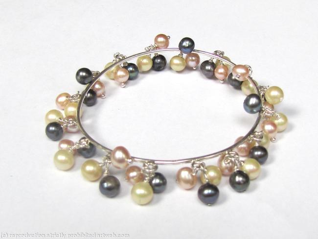 Pearl Cluster Bangle