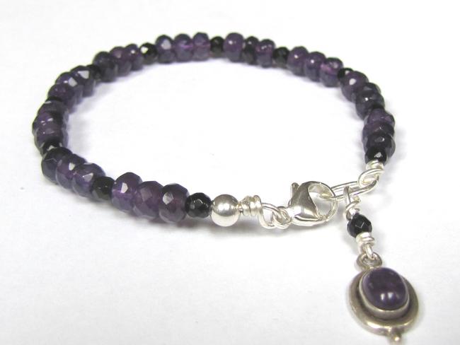Amethyst and black onyx bracelet