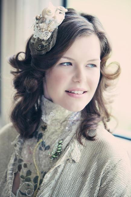 Painted leaves with crushed velvet neckpiece/Headpiece with shells and silk roses
