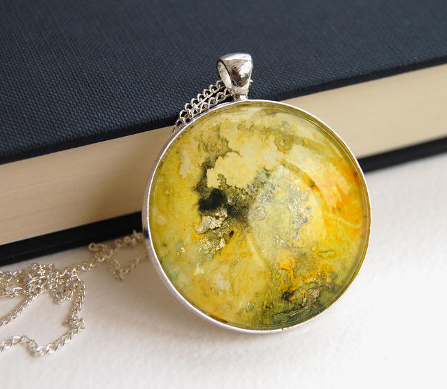 Art Pendant