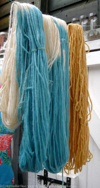 natural dyed wool yarn