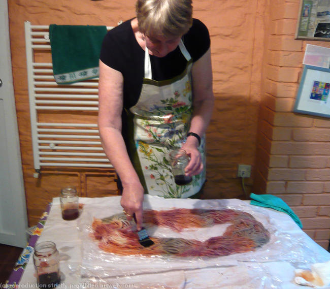 painting wool yarn
