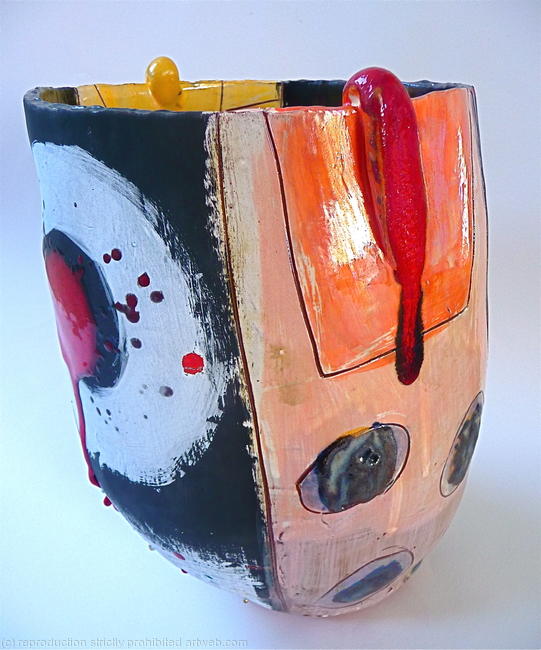 Sturdy red drip vessel 2009