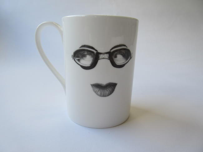 Pursey (S Mug)