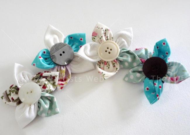 flower badges collection