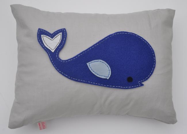 Whale - royal blue
