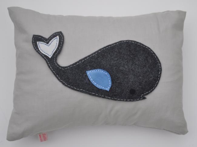 Whale - charcoal grey