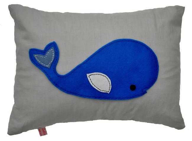 Whale - royal blue