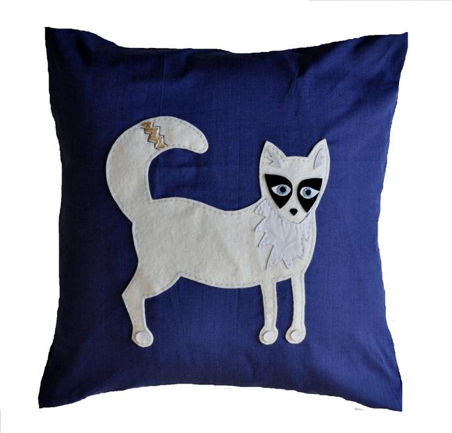 Arctic Fox Cushion - Large