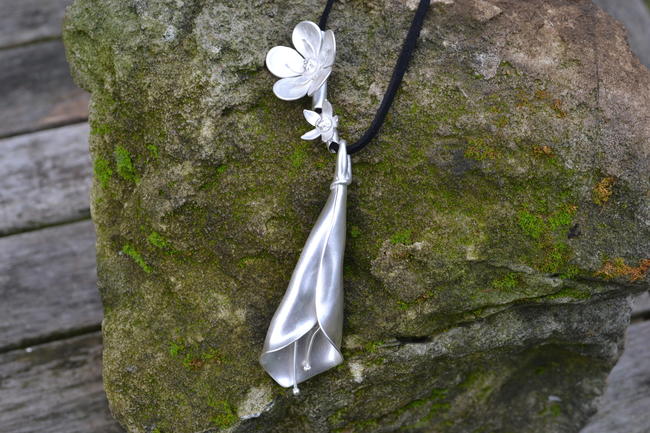 Sally's cornucopia necklace