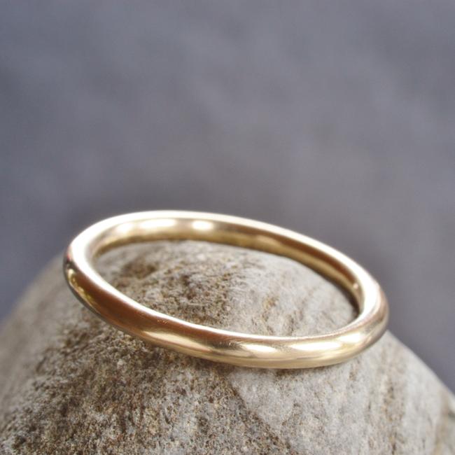 Handmade gold wedding ring, simple round profile