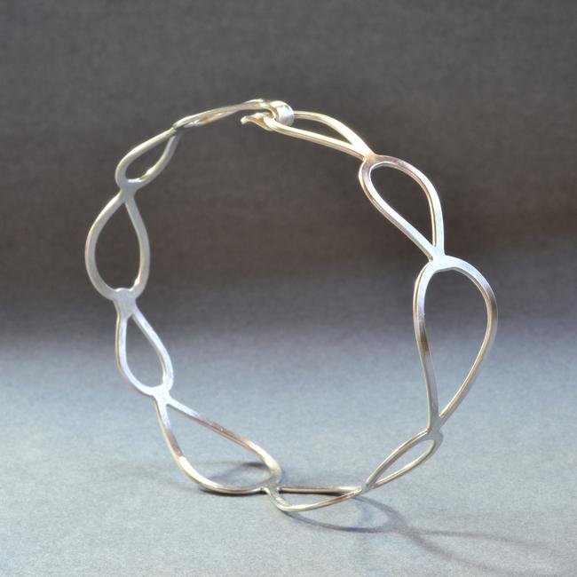 Tear drop bracelet
