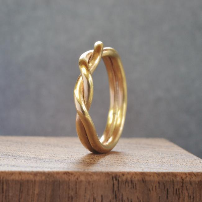 handmade fairtrade gold wedding ring