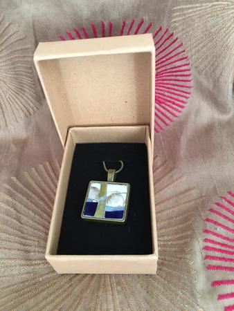 Small pendant with antique china