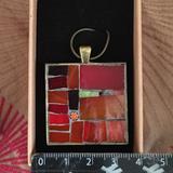 size of large pendants