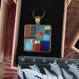 Medium sized pendant