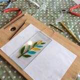 Fused glass taster class in process 