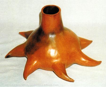 Burnished roots bottle