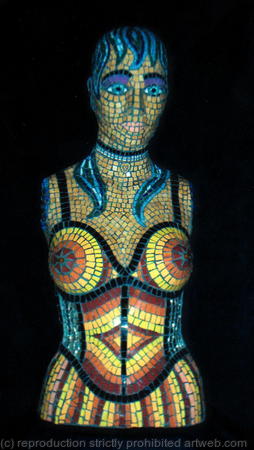 Mosaic mannequin - Front