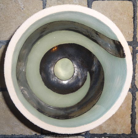 Small green 'spiral' bowl