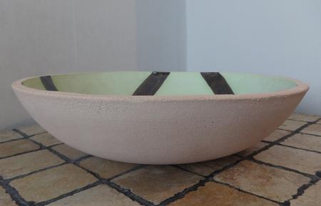 Medium bowl profile.