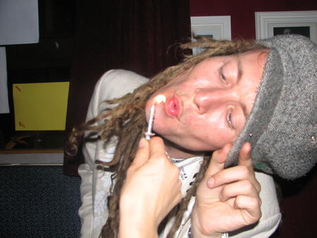 happy 30th to i courtesy of Sarahs nostril - ha viva la invisible circus