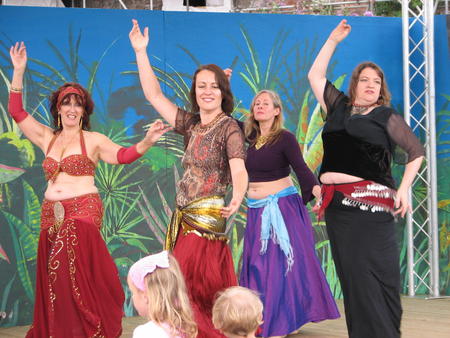 BELLY DANCING ON THE BEACH - OPEN MIC EVERY MONDAY, THINK BEACH TUESDAY, FREESTYLE WEDNESDAY, SPORT BEACH THURSDAY, LIVE MUSIC FRIDAY AND SAT HEALERS AND REGGAE SUNDAYS!!!!