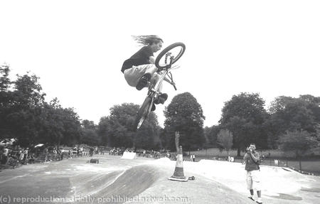 2003 first ever st georges jam and this is me 10mins after my stolen bmx was returned courtesy of northern bmxers bumpin into crack head thiefs on route to jam - KARMA