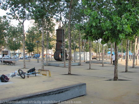 Paralell - if only i could have fit this mazin street spot into my suitcase and brought it back to bristol...