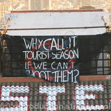 Quality banner on famous spanish squat
