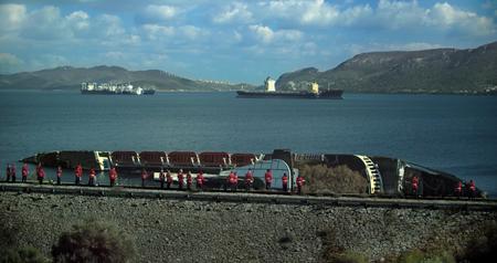 Requiem to a shipwreck