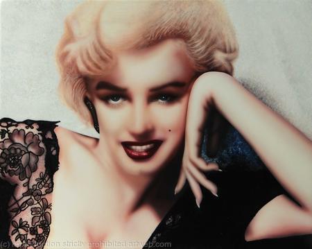 MARILYN MONROE
