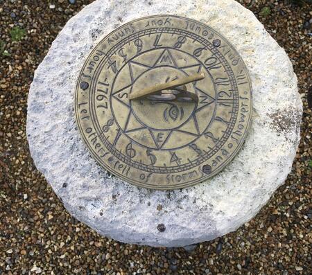 Sun dial