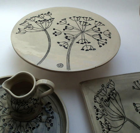 Cow Parsley Cake Stand