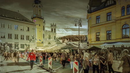 Jarmok v Banskej Bystrici / Fair in Banská Bystrica V2