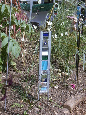 Shades of Blue Garden Glass (small)