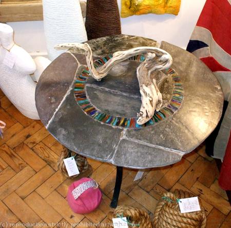 Garden table: Wave Circle