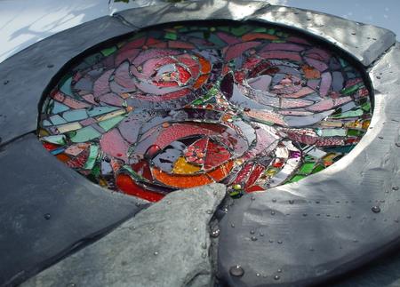 Jemma's Bird Bath: detail