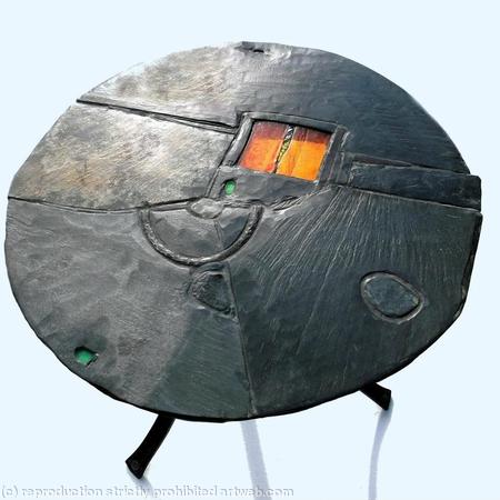 Tangerine Dream: garden table with a window