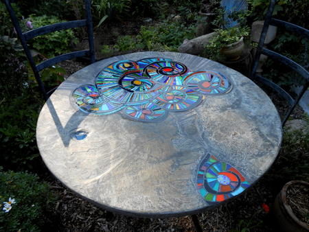 Spira Garden table and chairs
