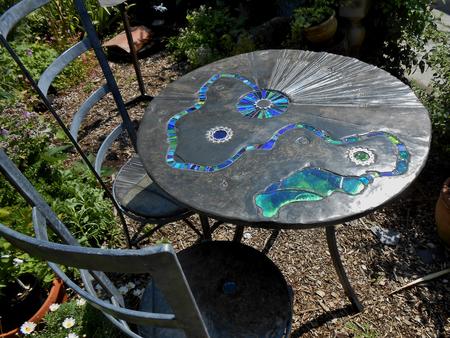 Viv's Garden Table and Chairs