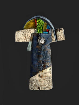 Artifact small crucifix