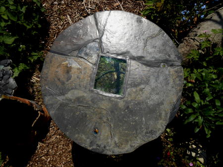 Greengage garden table