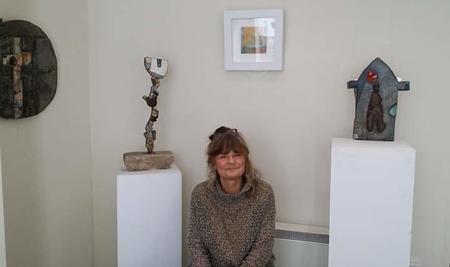 Helen setting up at the LTGallery November 2018