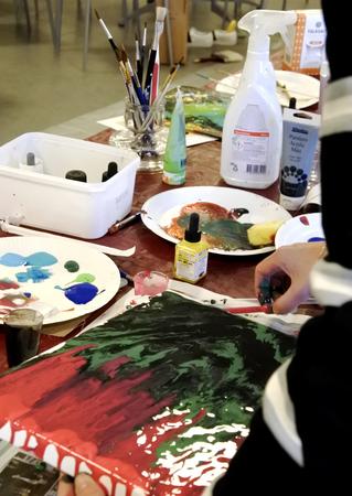Intuitive painting workshop. Fluid acrylic